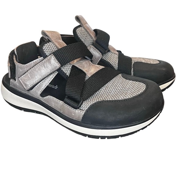 SAS Women's Cub Athletic Sport Sandal Black and Taupe LeatherSize 5.5 Comfort - Picture 1 of 8